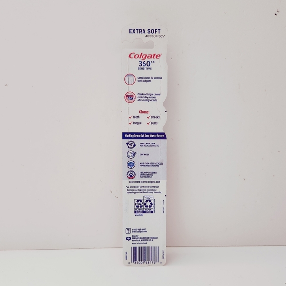 🍭7/$15 Colgate Extra Soft Toothbrush for Sensitive Teeth - Picture 2 of 9
